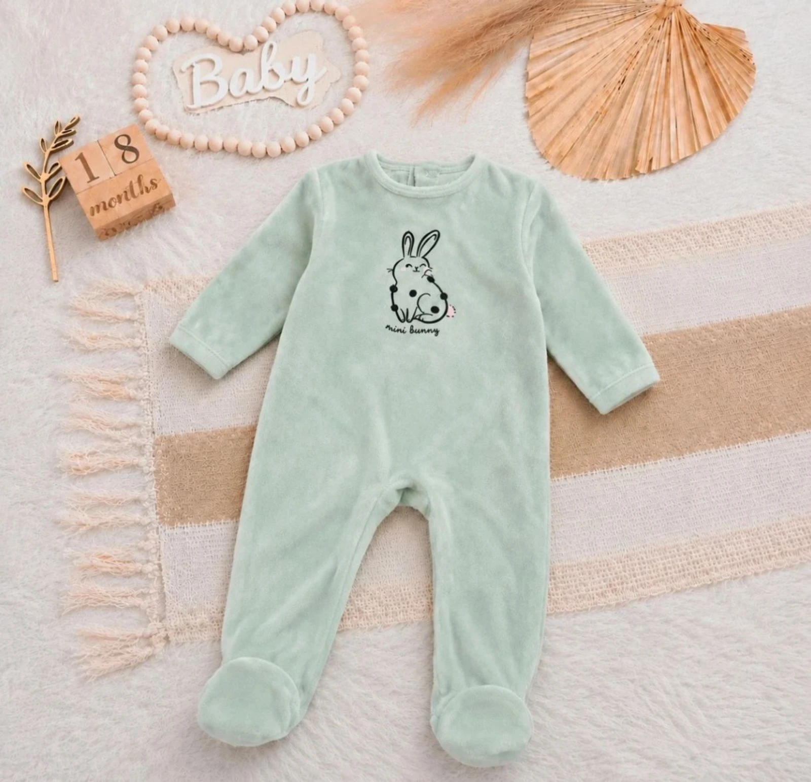 🐰 Pyjama en velours motif lapin - taille 18 mois 🐰